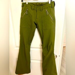 Burton Ski/Snowboard Dryride Pants. Brand new.